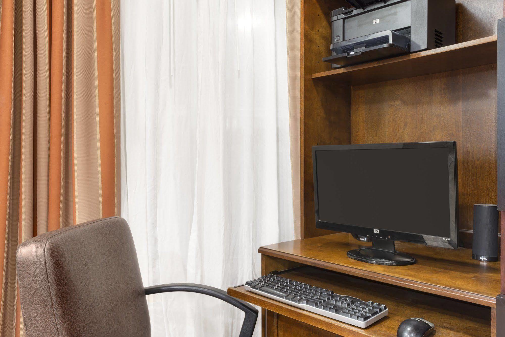 Country Inn & Suites By Radisson, West Valley City, Ut المظهر الخارجي الصورة